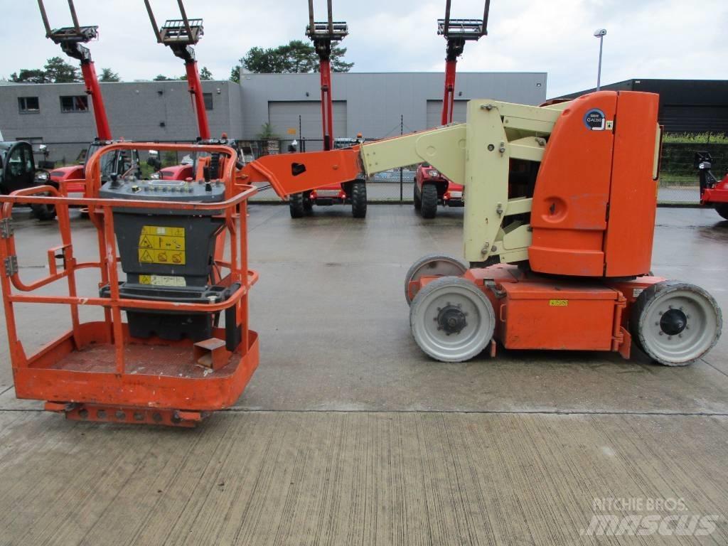 JLG E 300 AJP (718) Nacele compacte autopropulsante