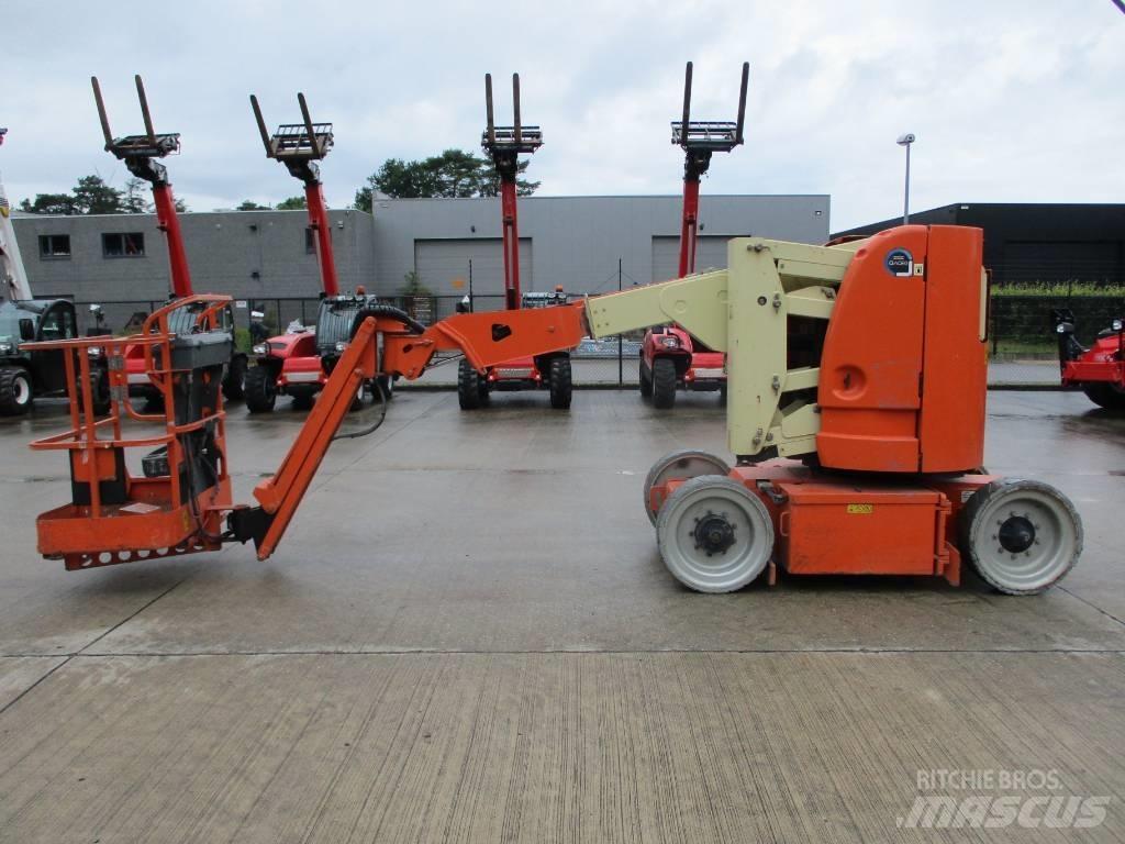JLG E 300 AJP (718) Nacele compacte autopropulsante