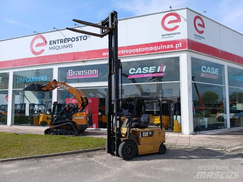 CAT EP 30 K PAC Stivuitor electric