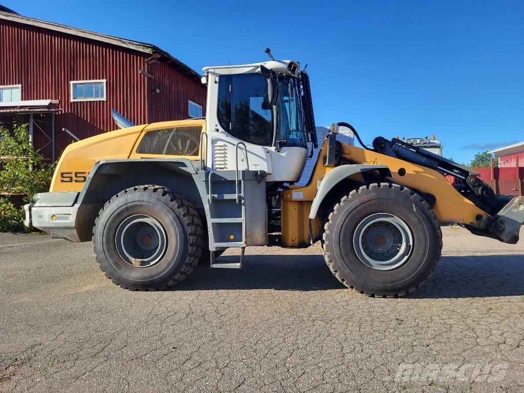 Liebherr L 556 Incarcator pe pneuri