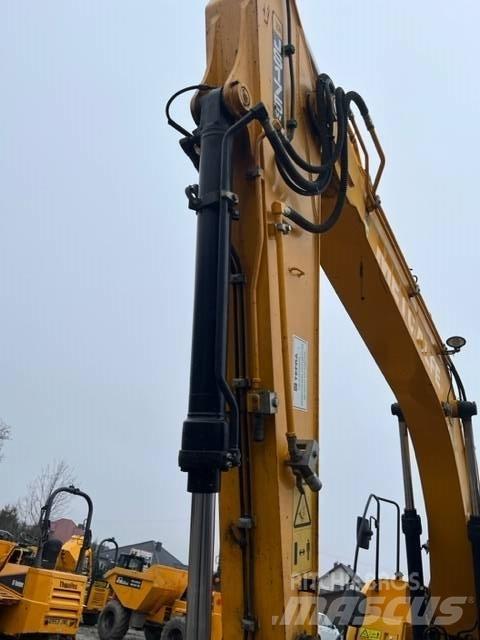 JCB JS 175 W Excavatoare cu roti