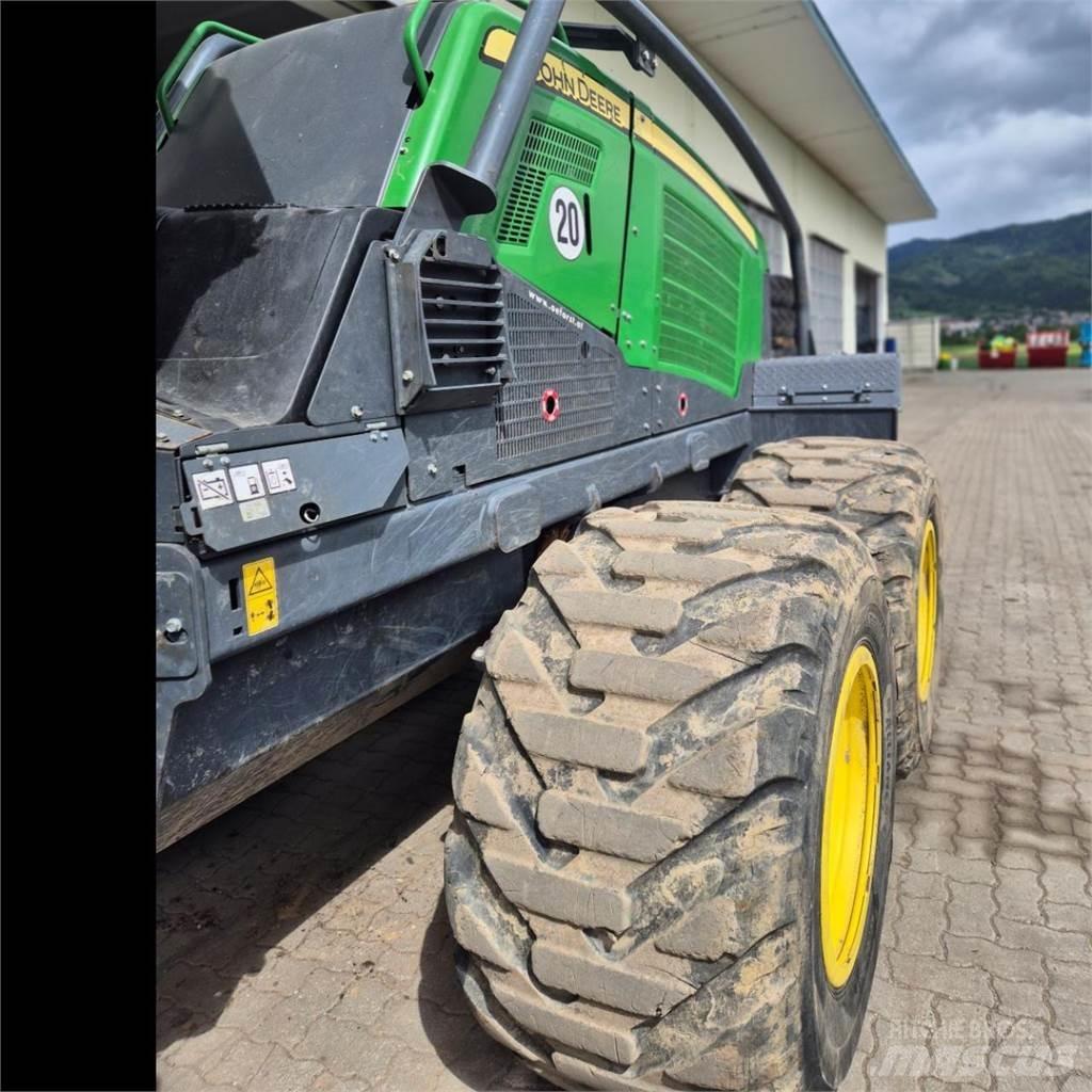 John Deere 1170 G Combine forestiere