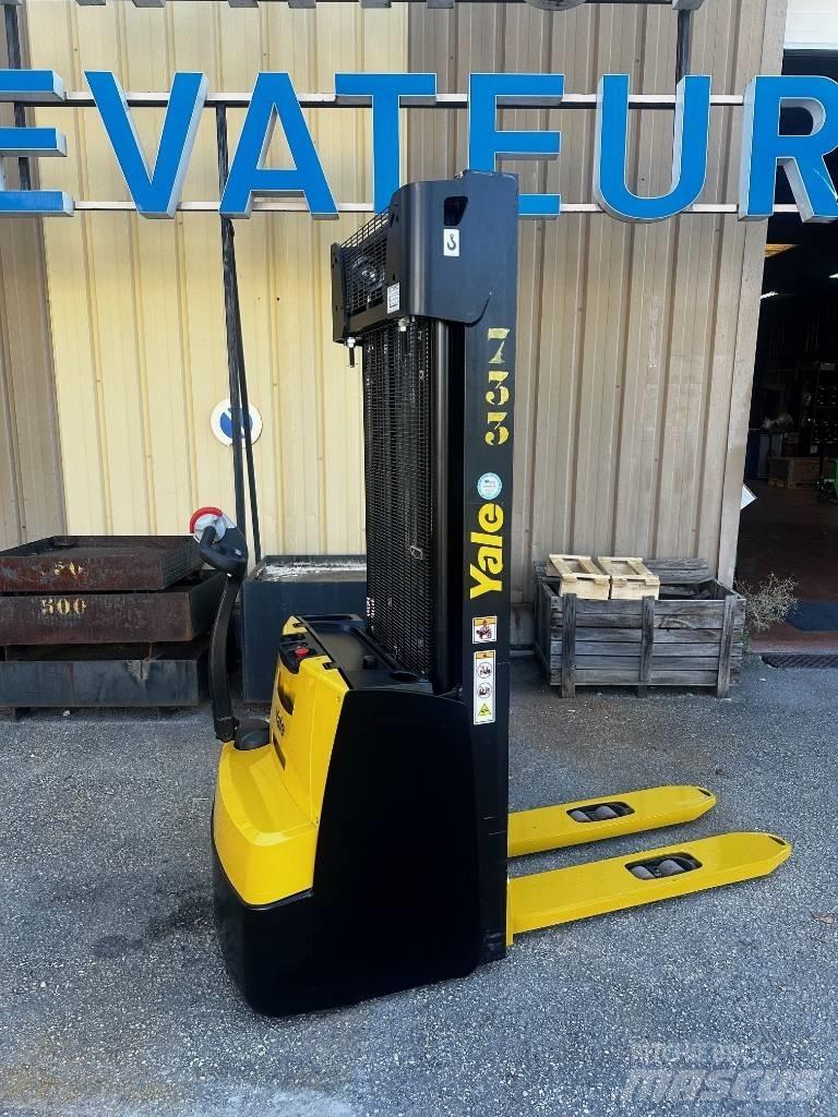 Yale MS 14 AC Transpaleta manuala