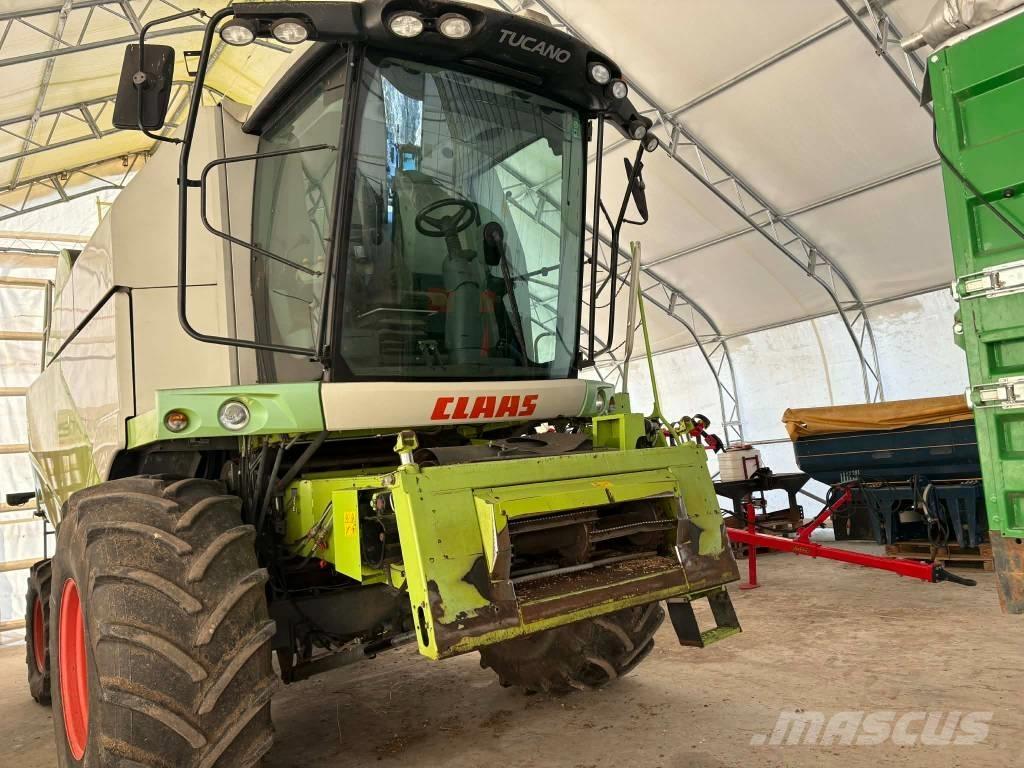 CLAAS Tucano 320 Combine de secerat