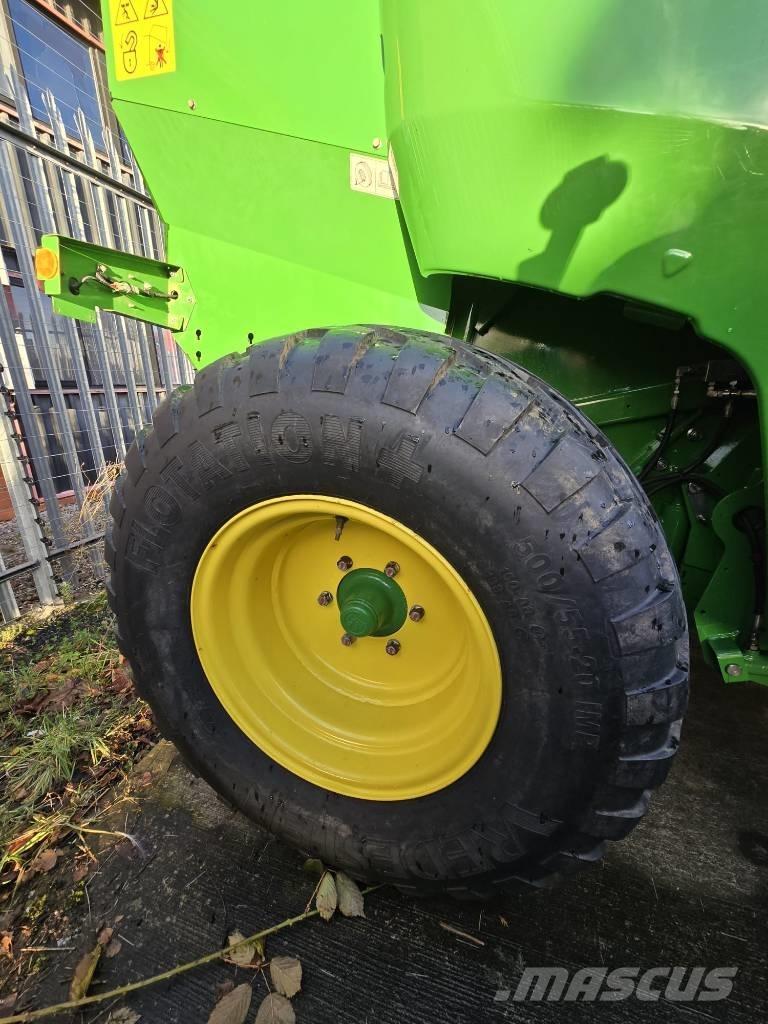 John Deere F441 M Masina de balotat cilindric