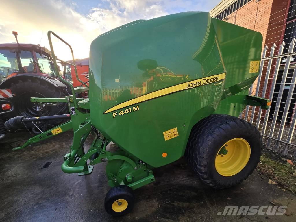 John Deere F441 M Masina de balotat cilindric