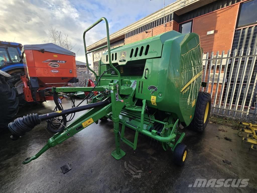 John Deere F441 M Masina de balotat cilindric