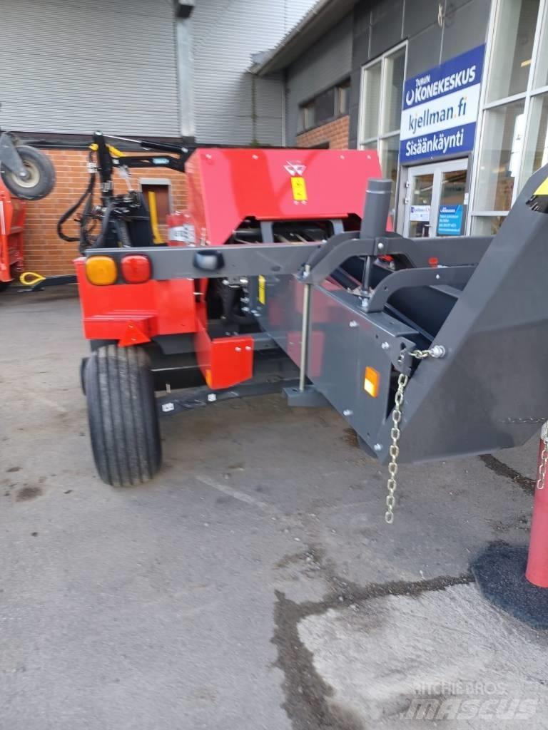 Massey Ferguson 1840 Baler dreptunghiular