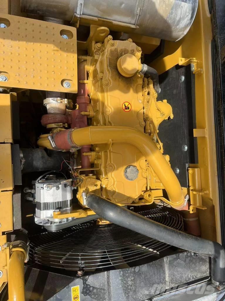 CAT 325d Excavatoare pe șenile
