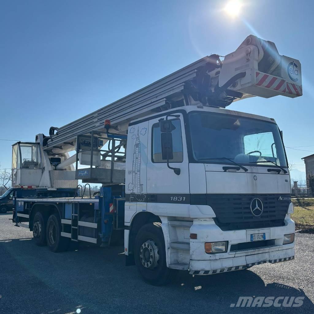 Cela TJ460 Platforme aeriene montate pe camion