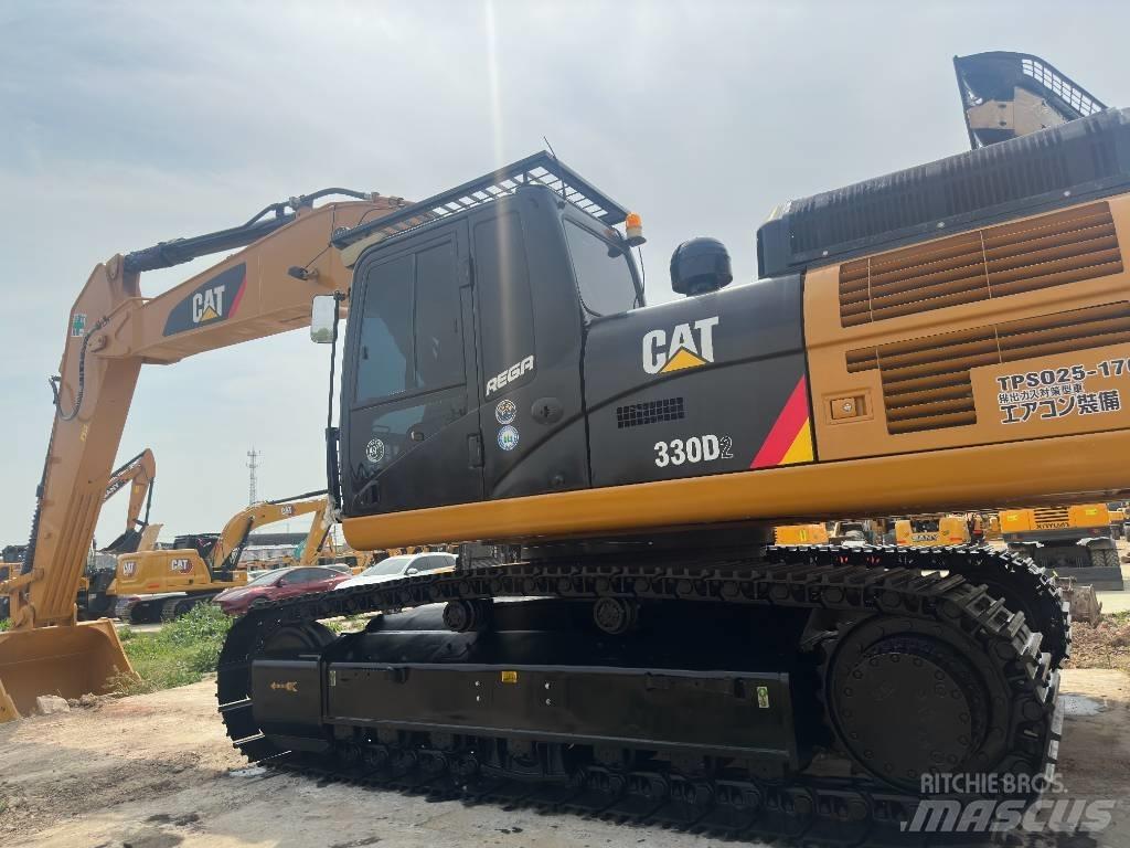 CAT 330 D2 Excavatoare pe șenile
