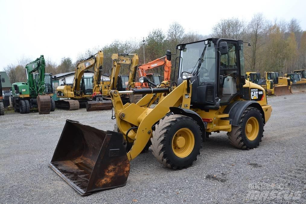 CAT 908 H 2 Incarcator pe pneuri