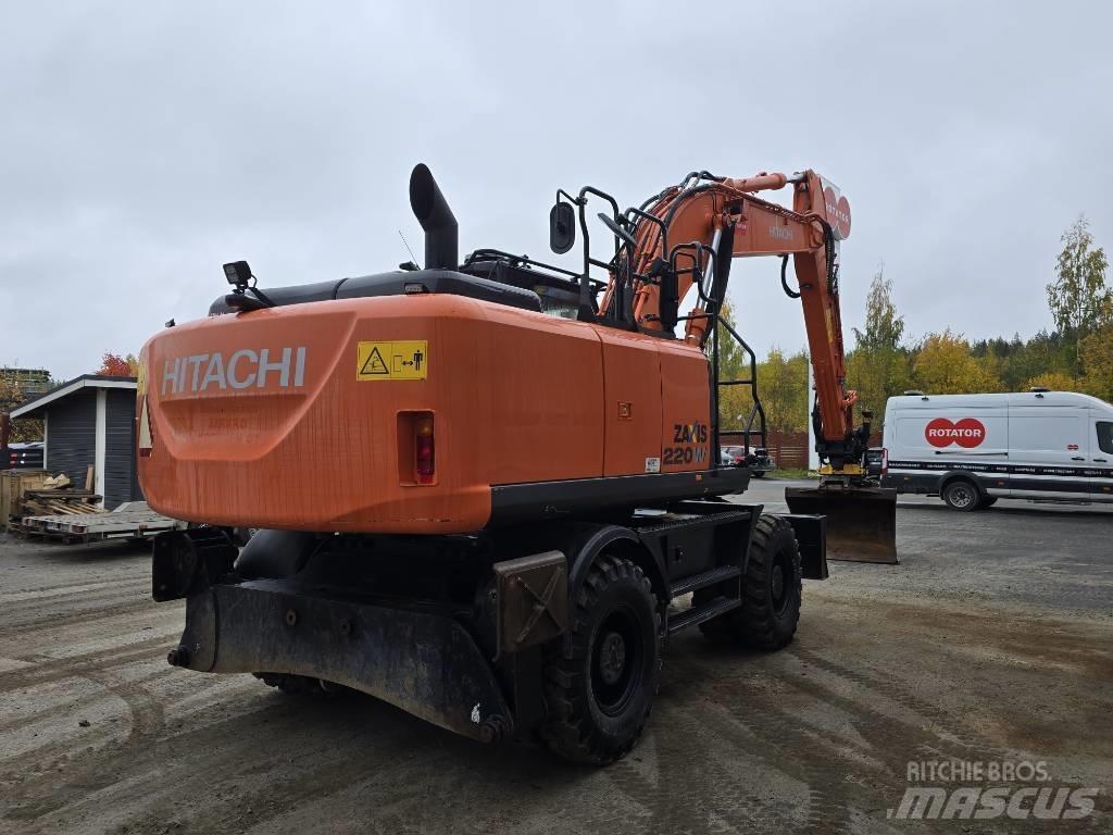 Hitachi ZX 220W-5 Excavatoare cu roti