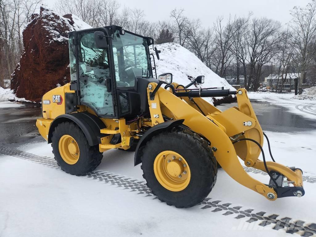 CAT 908m Incarcator pe pneuri