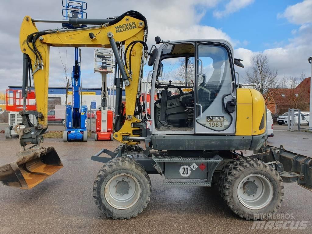 Wacker Neuson EW100 Excavatoare cu roti