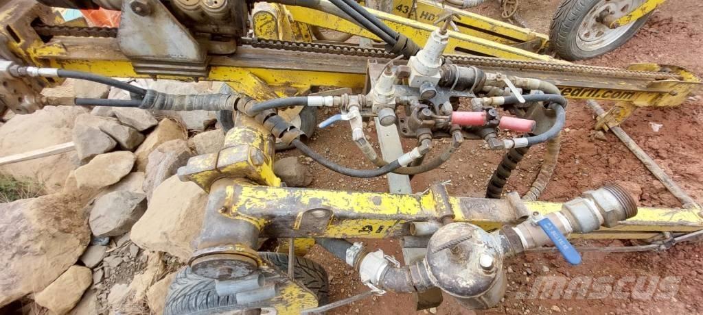  Coredril l A 432 HD Echipamente de forare la suprafata