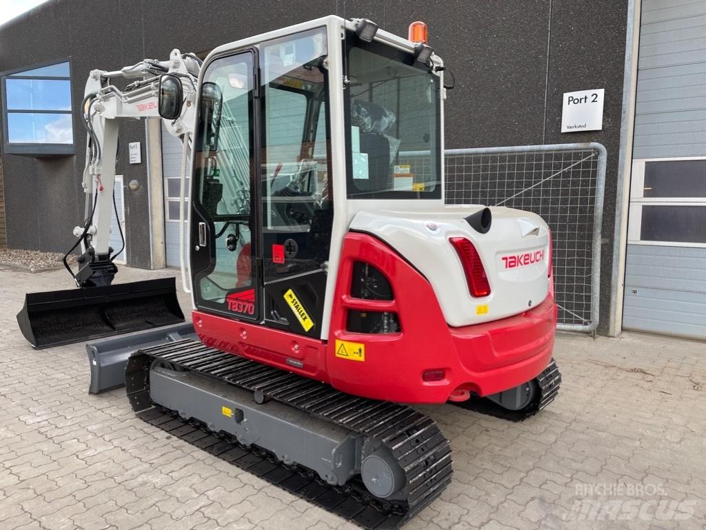 Takeuchi TB370 Mini excavatoare < 7t