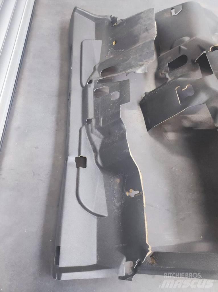 Renault Floor Mat Cabine si interior