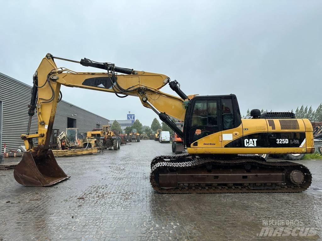 CAT 325DL Excavatoare pe șenile
