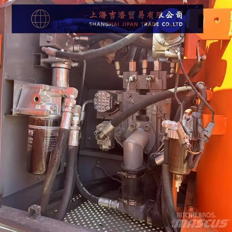 Hitachi ZX 160 Excavatoare pe șenile
