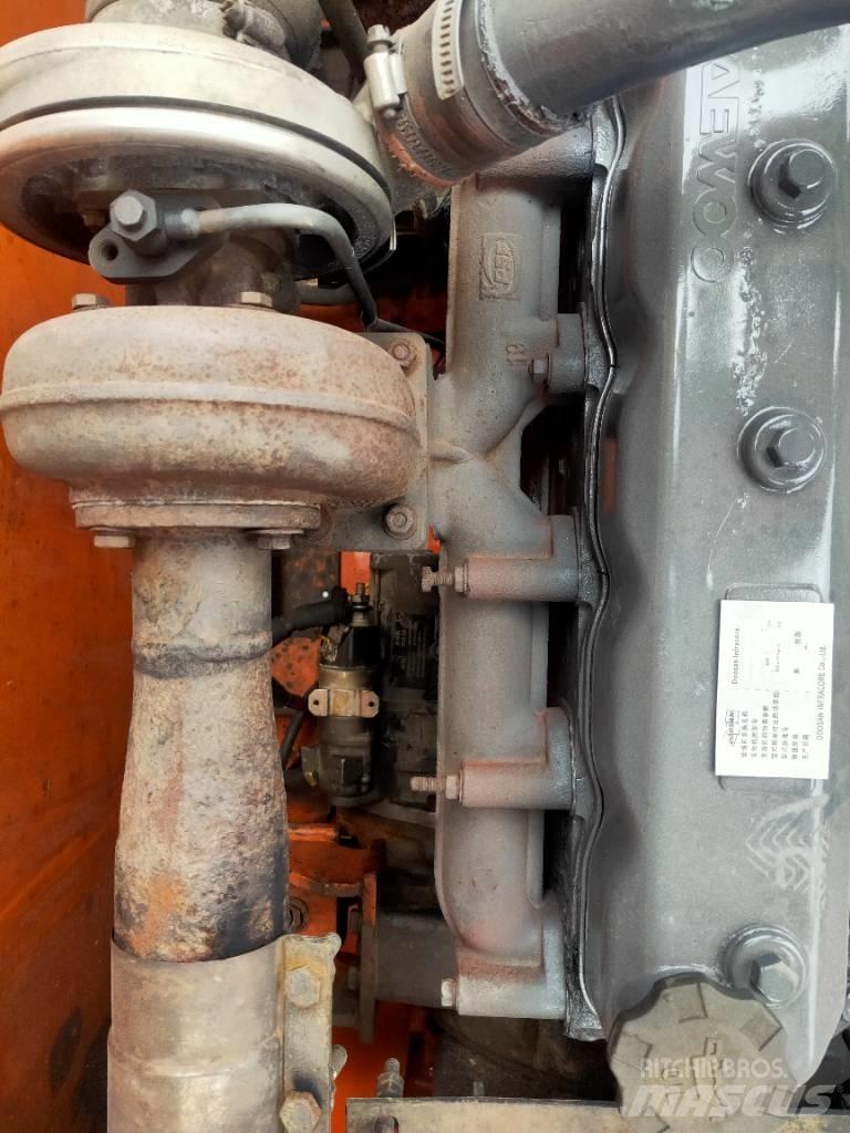 Doosan DH225LC-7 Excavatoare pe șenile
