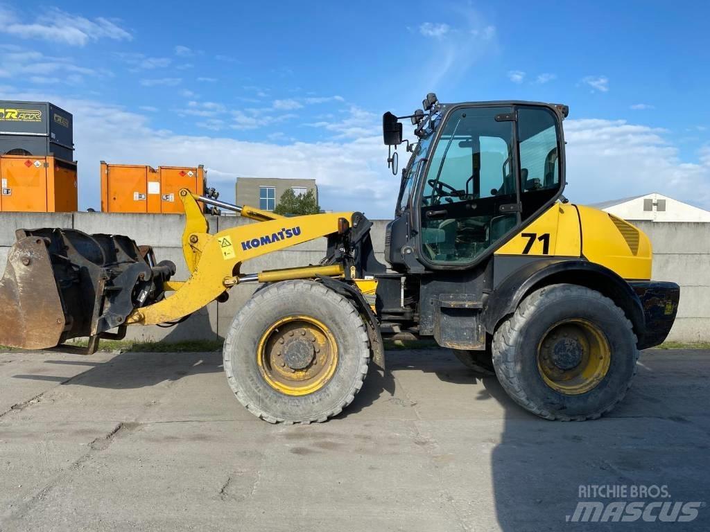 Komatsu WA 100 M-5 Incarcator pe pneuri