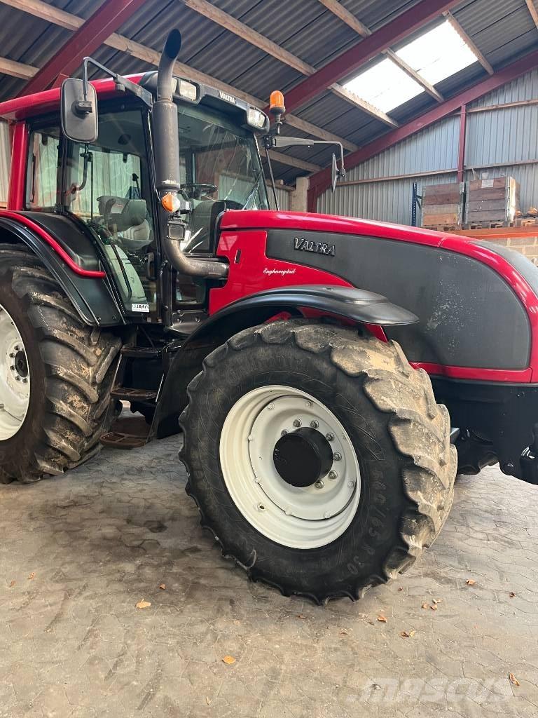 Valtra T 191 Tractoare