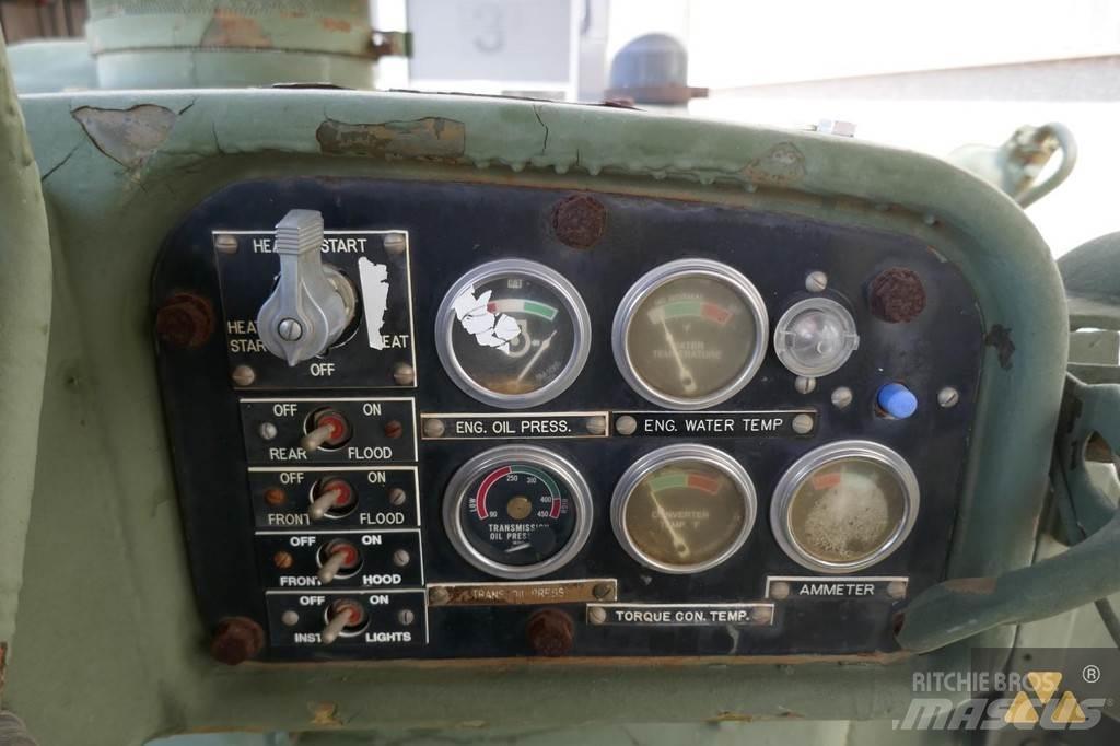 CAT D7F Ex-army Buldozere pe senile