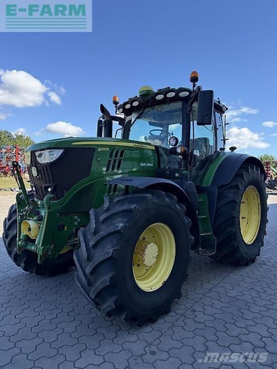 John Deere 6215r Tractoare