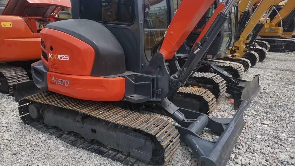 Kubota KX165 Excavatoare pe șenile
