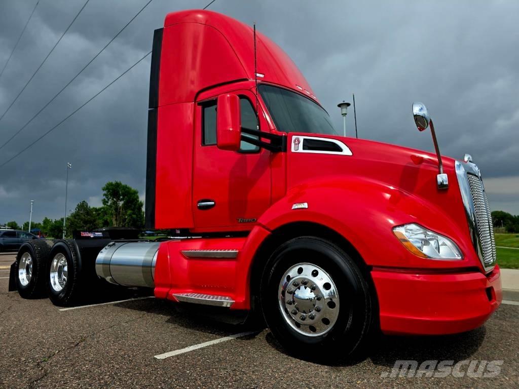Kenworth T 680 Autotractoare