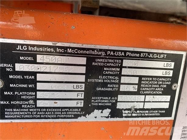 JLG 450 AJ Nacele cu brat articulat