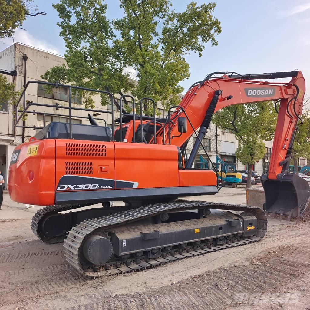Doosan DX300LC-9C Excavatoare pe șenile
