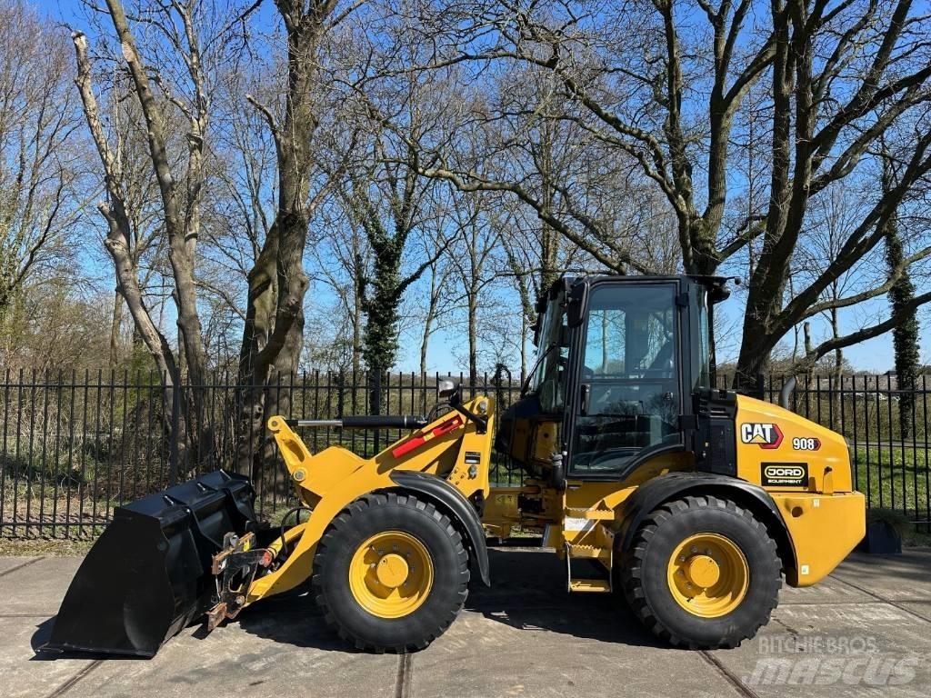 CAT 908 Incarcator pe pneuri