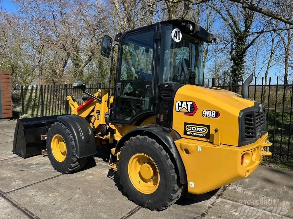 CAT 908 Incarcator pe pneuri