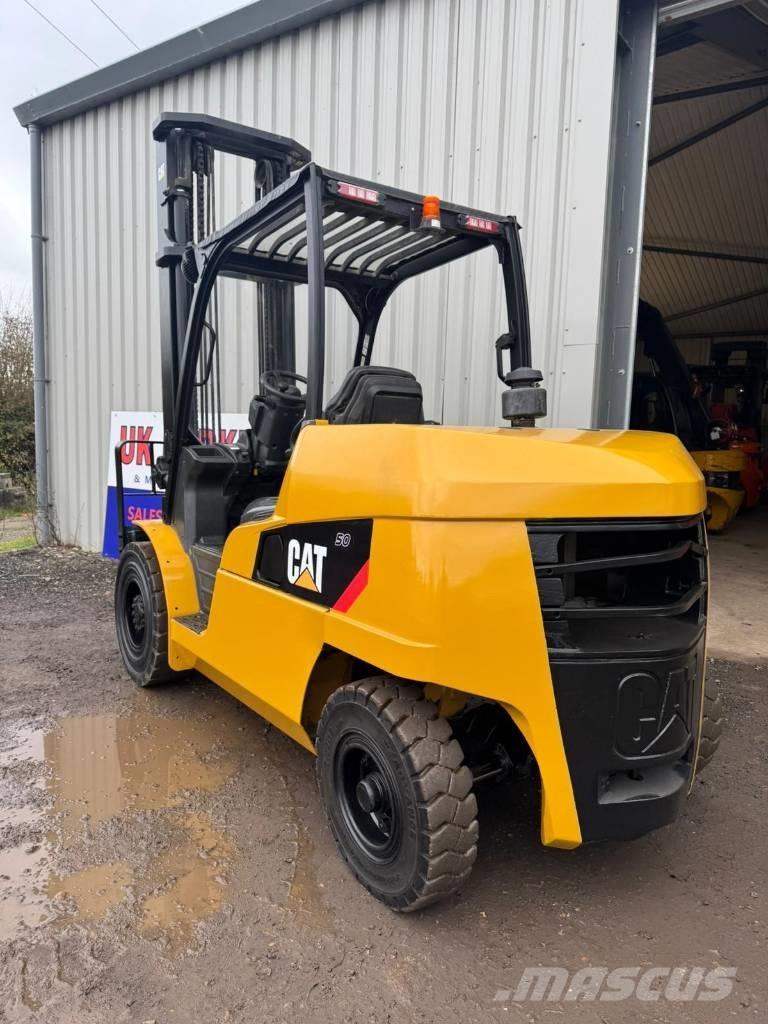 CAT DP 50 N Stivuitor diesel