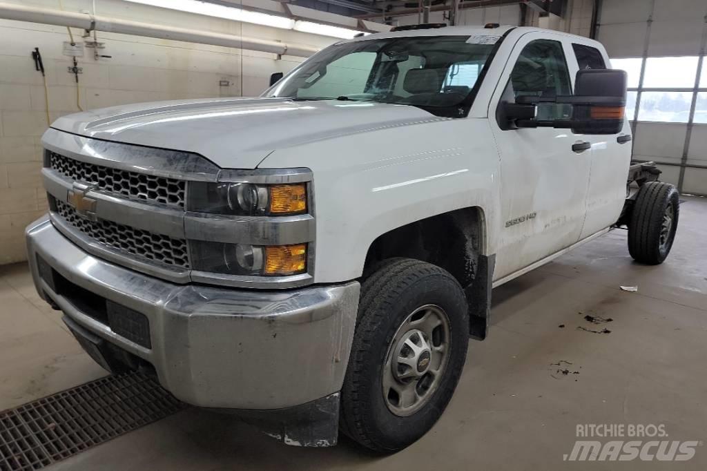 Chevrolet 2500 HD Camion cabina sasiu