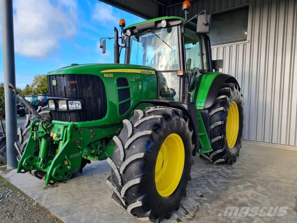John Deere 6830 Tractoare