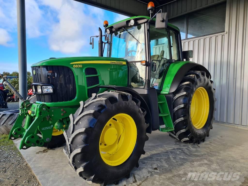 John Deere 6830 Tractoare