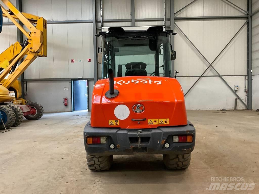 Kubota R 085 Incarcator pe pneuri
