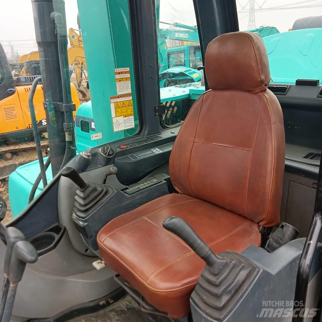 Kobelco SK75-8 Excavatoare 7t - 12t