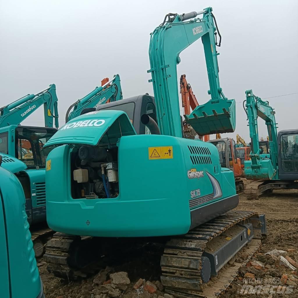 Kobelco SK75-8 Excavatoare 7t - 12t