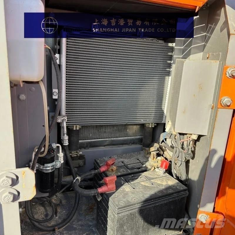 Hitachi ZX 70 Excavatoare 7t - 12t
