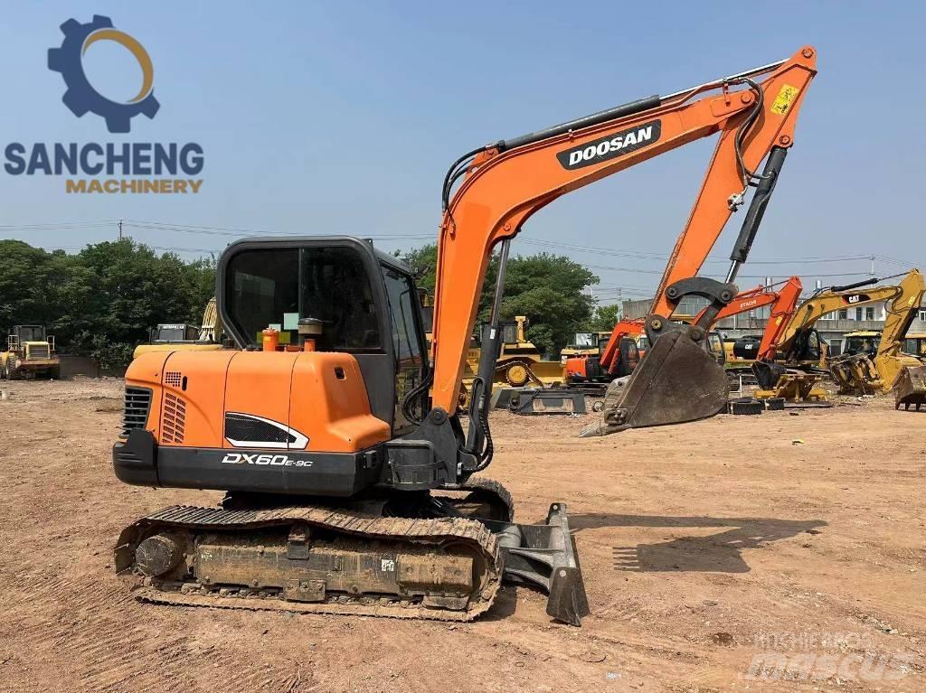 Doosan DX 60 Mini excavatoare < 7t