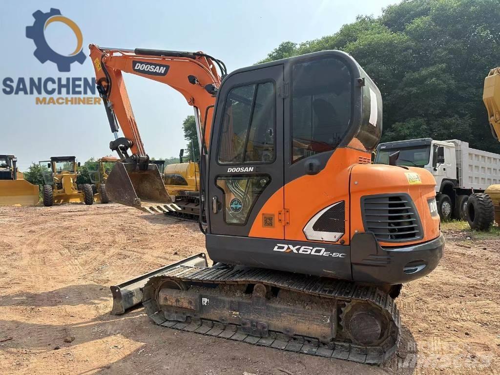 Doosan DX 60 Mini excavatoare < 7t