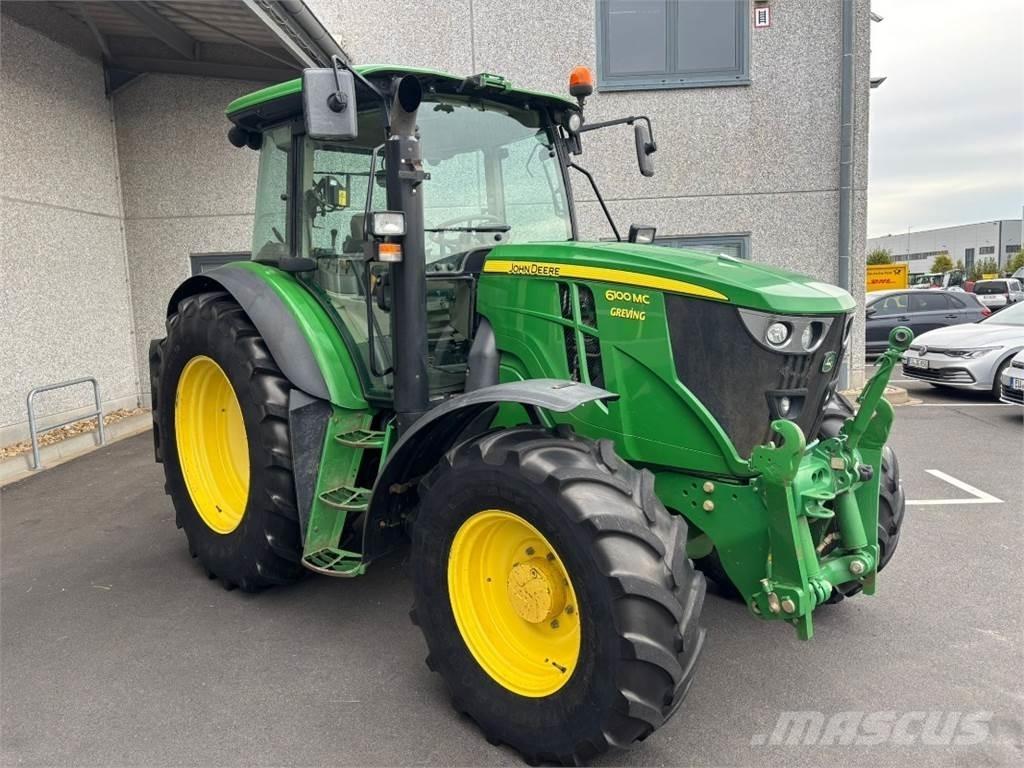 John Deere 6100MC Tractoare