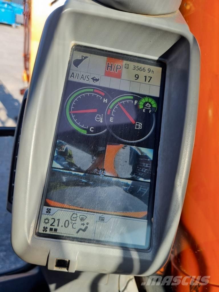 Hitachi ZX 135 US-6 Excavatoare pe șenile
