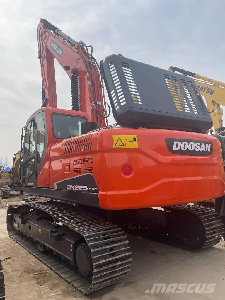 Doosan DX 220 LC-9C Excavatoare pe șenile
