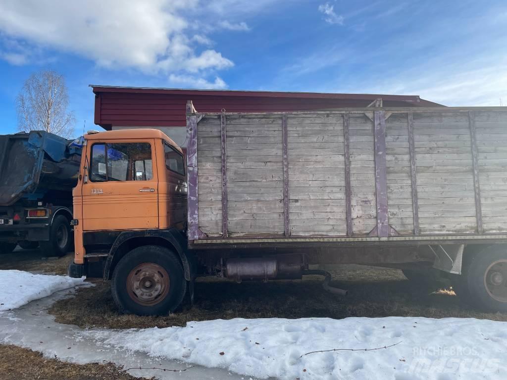 Mercedes-Benz LP1313 Camioane transport animale