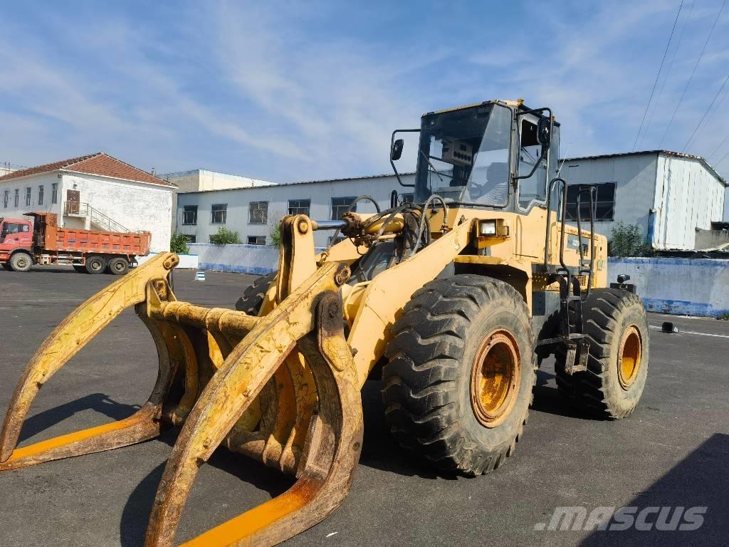Komatsu WA 320-3 Incarcator pe pneuri